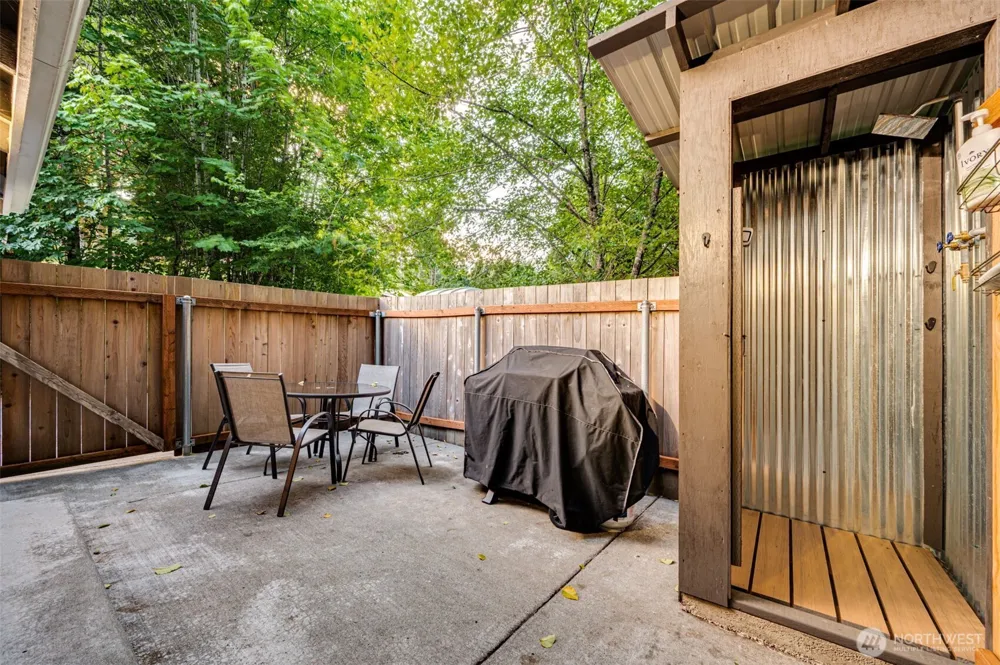 407 Dubois Road Ariel, WA 98603