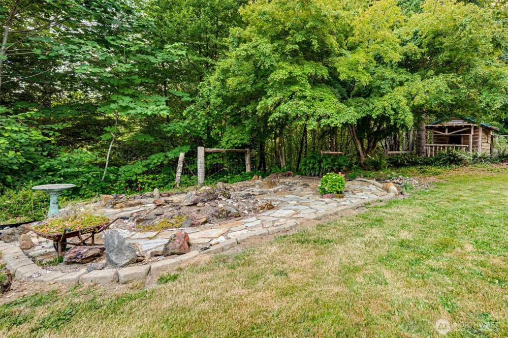 407 Dubois Road Ariel, WA 98603