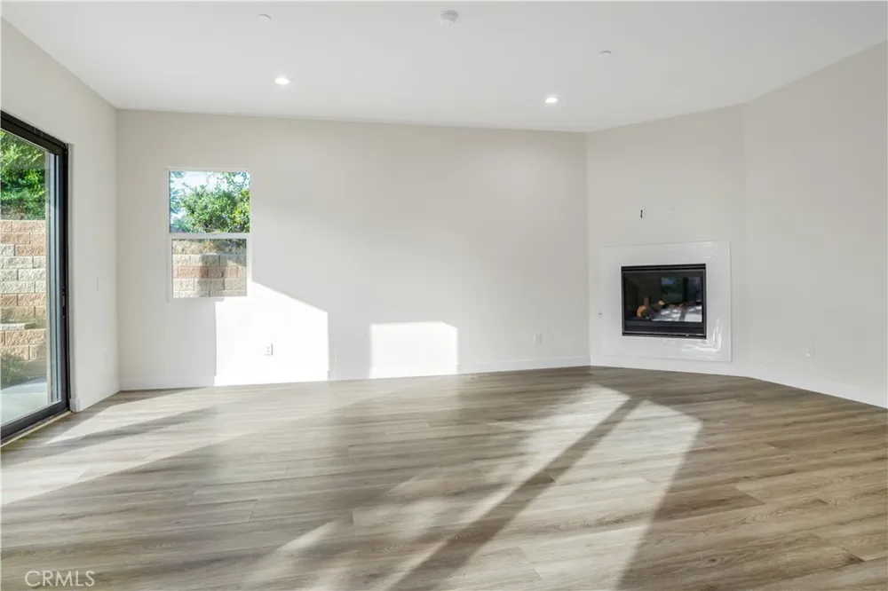 673 Castlehill Walnut, CA 91789