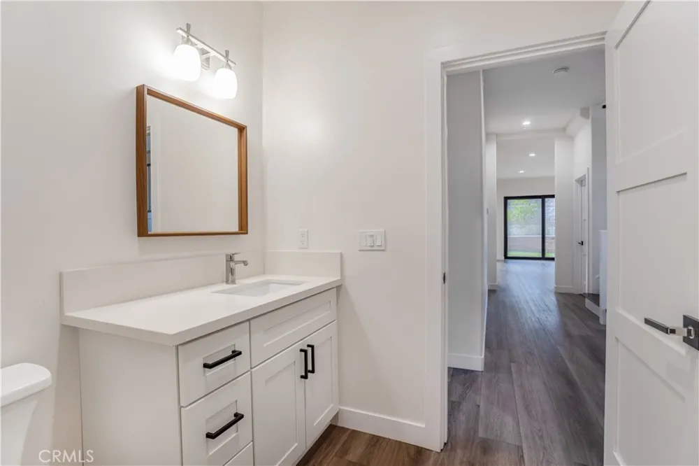 673 Castlehill Walnut, CA 91789
