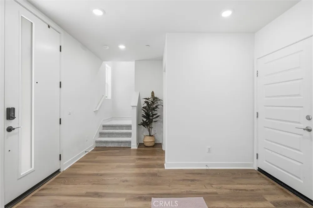 7655 Calvin Lane Gardena, CA 90248