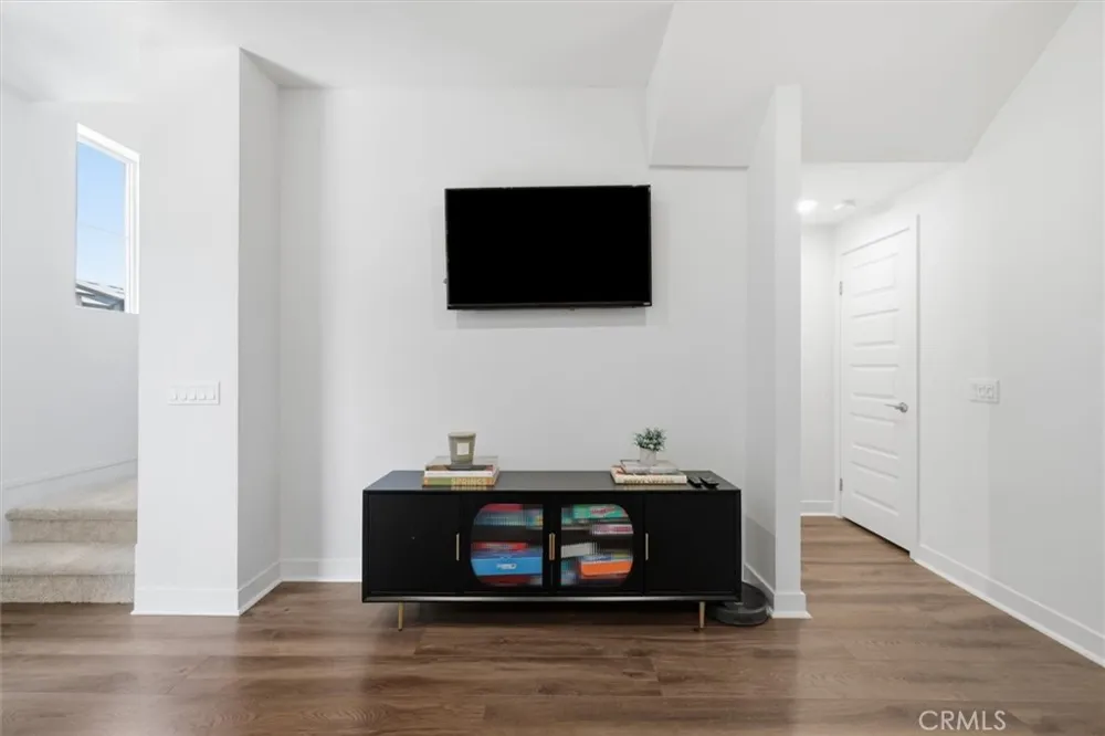 7655 Calvin Lane Gardena, CA 90248