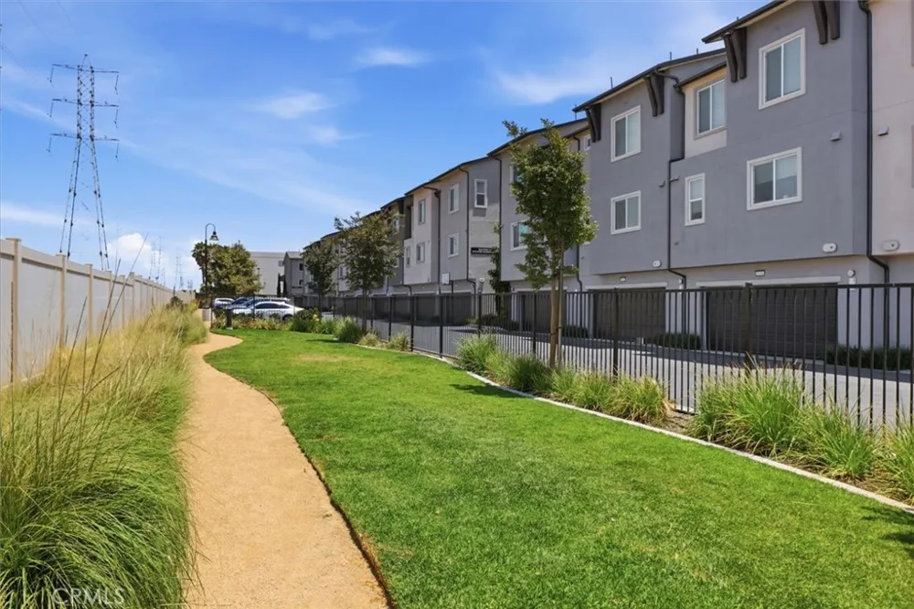 7655 Calvin Lane Gardena, CA 90248