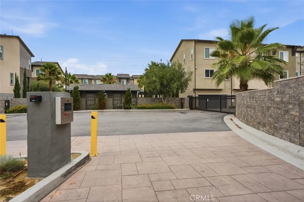 7655 Calvin Lane Gardena, CA 90248