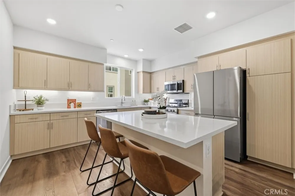 7655 Calvin Lane Gardena, CA 90248