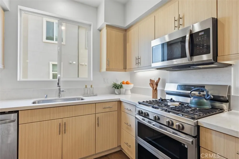 7655 Calvin Lane Gardena, CA 90248