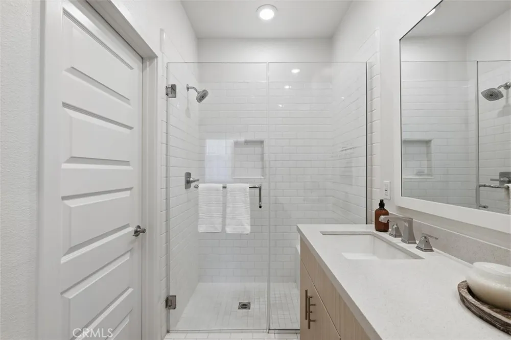 7655 Calvin Lane Gardena, CA 90248