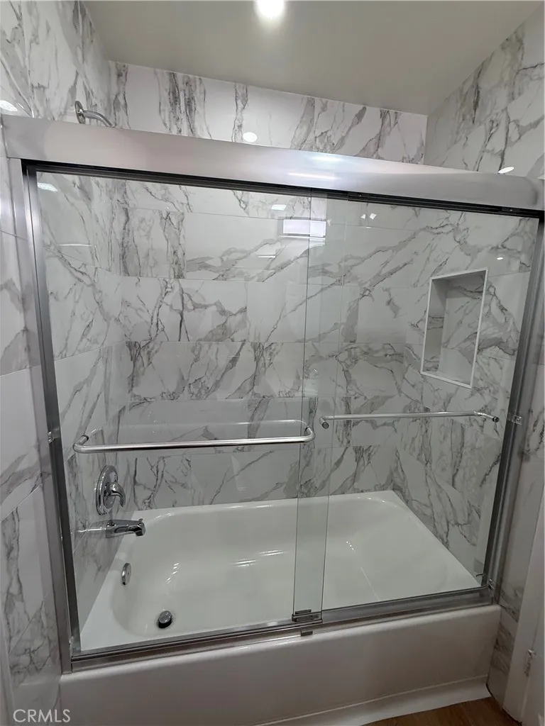 1207 Columbus Avenue #102 Glendale, CA 91202