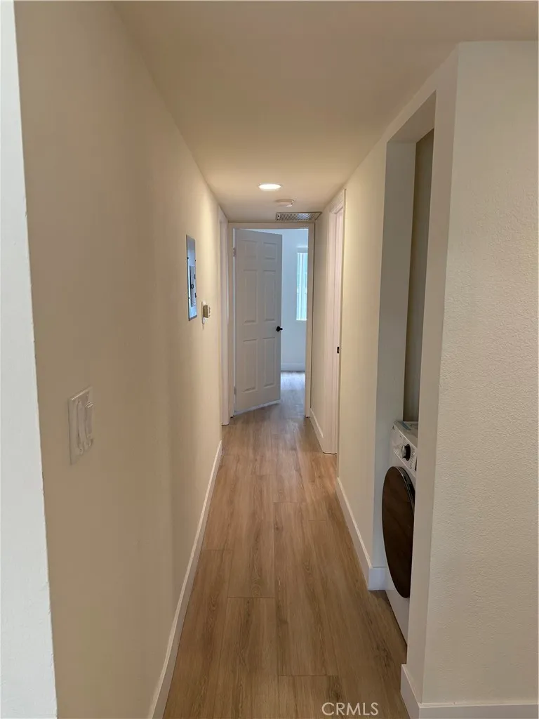 1207 Columbus Avenue #102 Glendale, CA 91202