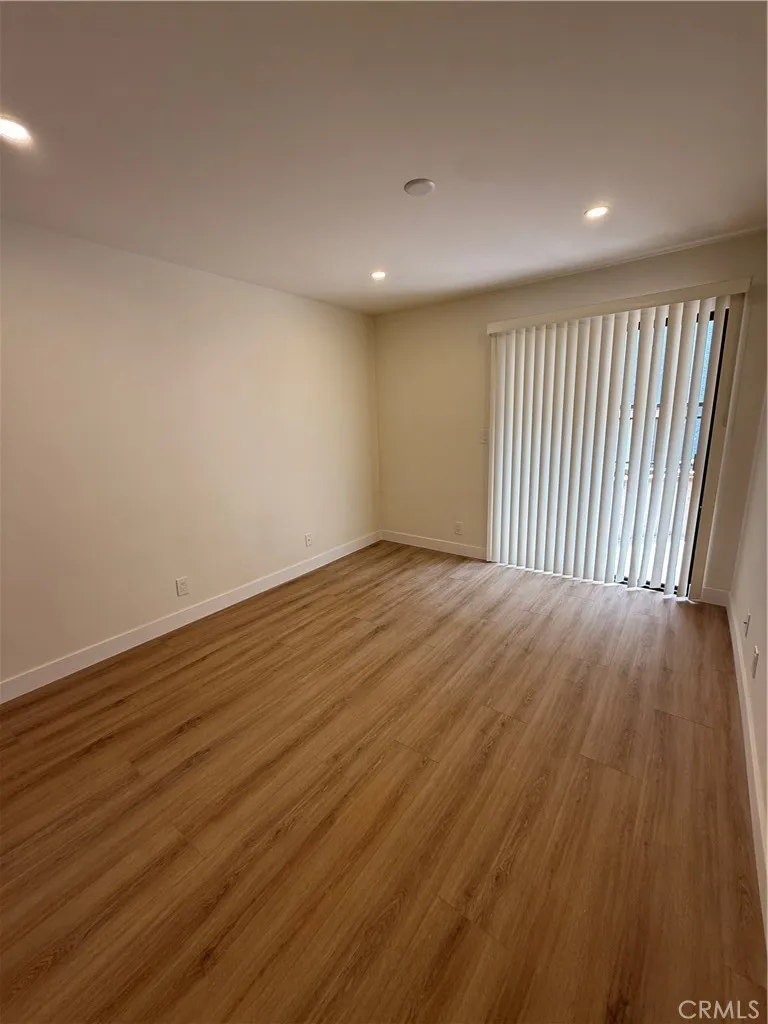 1207 Columbus Avenue #102 Glendale, CA 91202