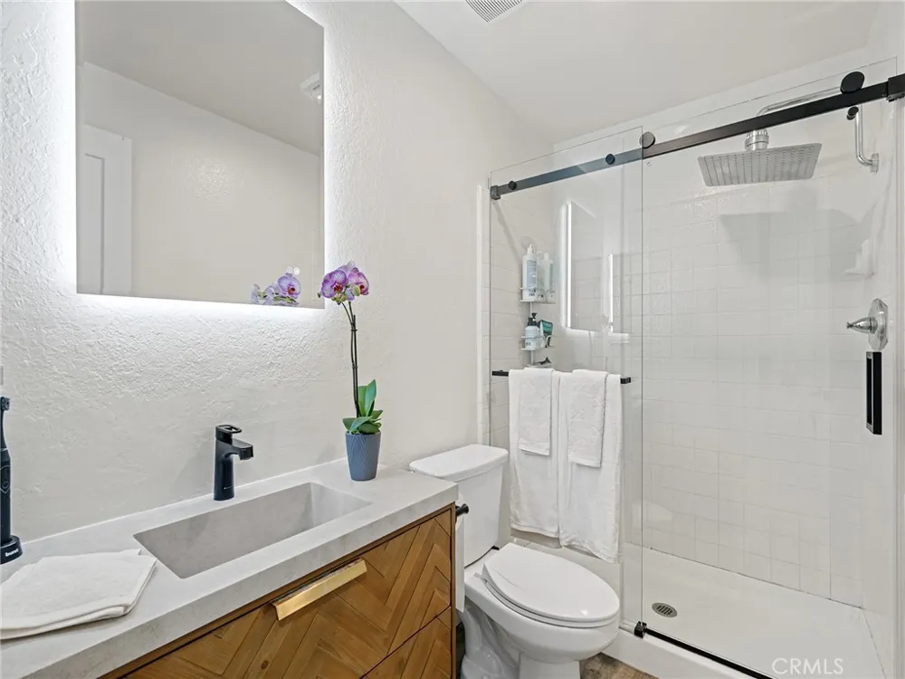 2001 E 21st St #327 Signal Hill, CA 90755