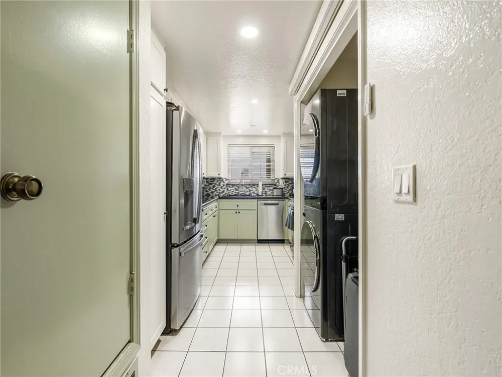 2001 E 21st St #327 Signal Hill, CA 90755