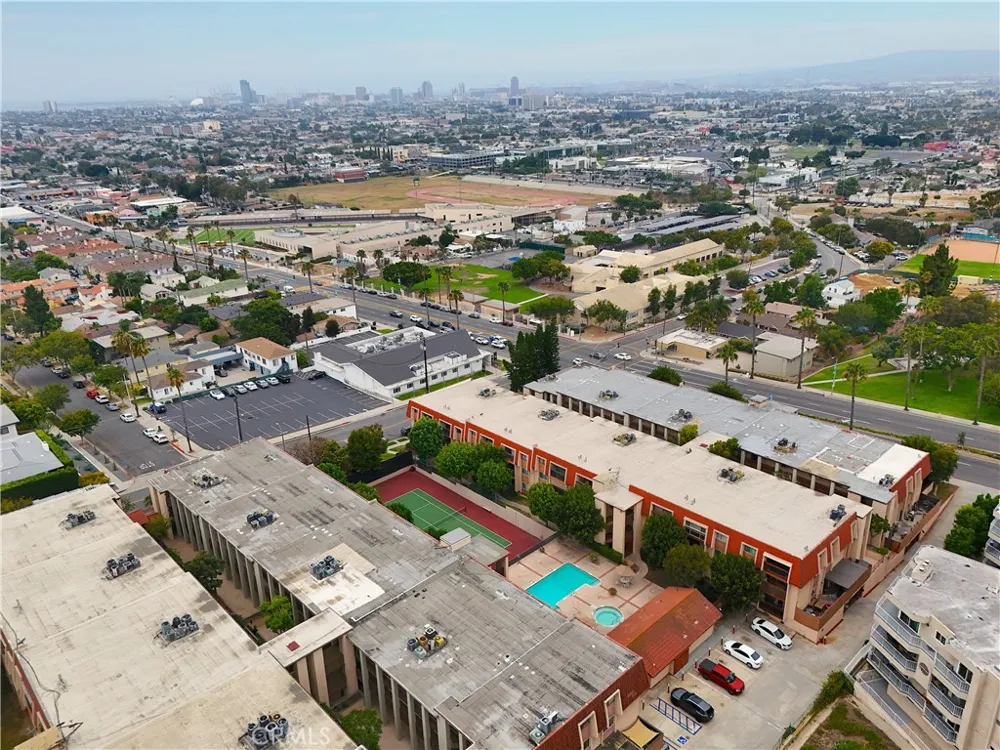 2001 E 21st St #327 Signal Hill, CA 90755