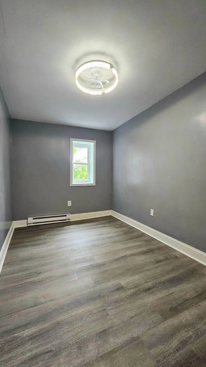 2411 LAWRENCE STREET Philadelphia, PA 19133