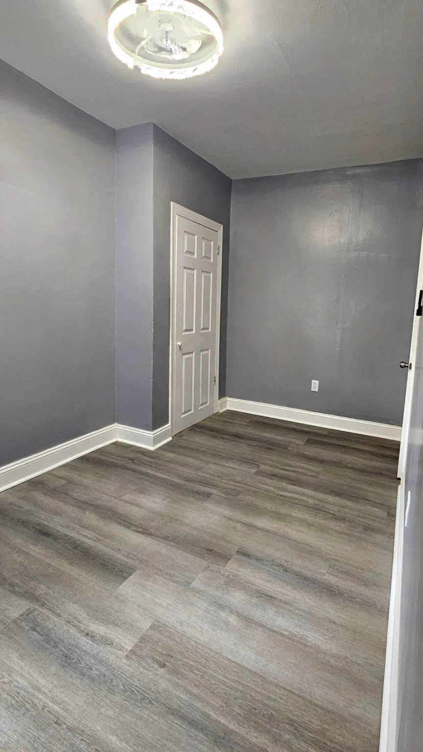 2411 LAWRENCE STREET Philadelphia, PA 19133