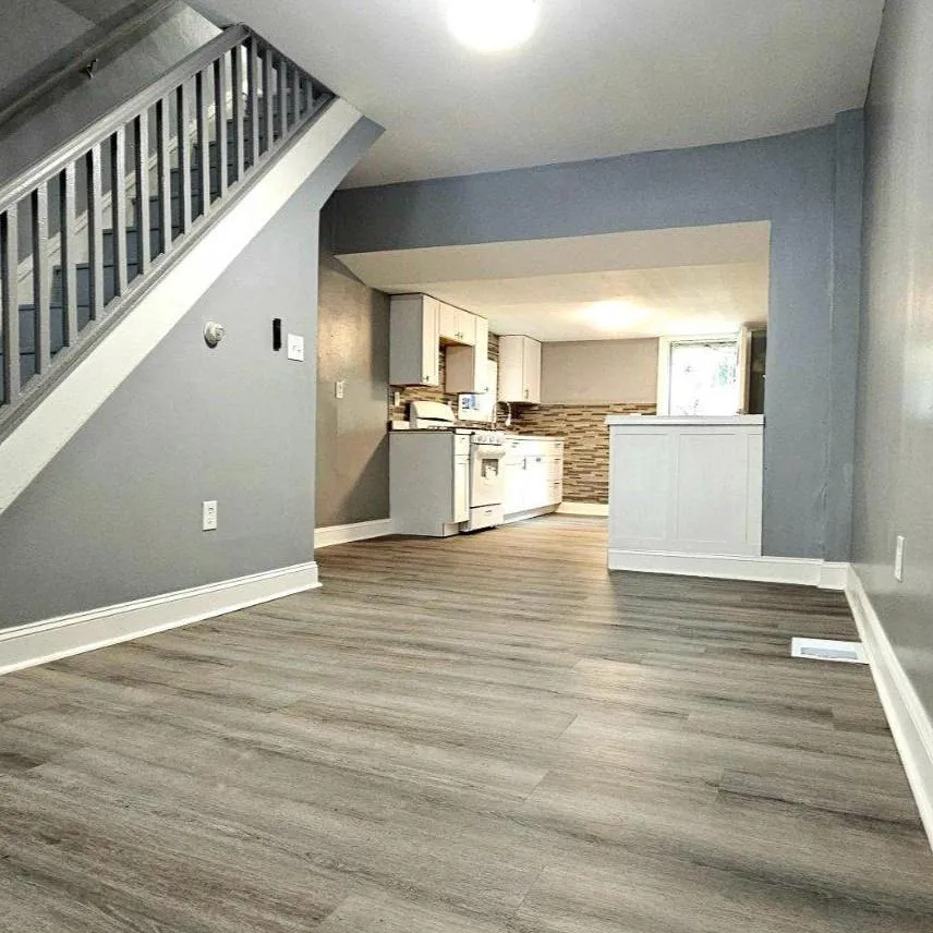 2411 LAWRENCE STREET Philadelphia, PA 19133