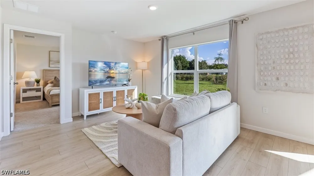 SANDALWOOD CIRCLE Labelle, FL 33935