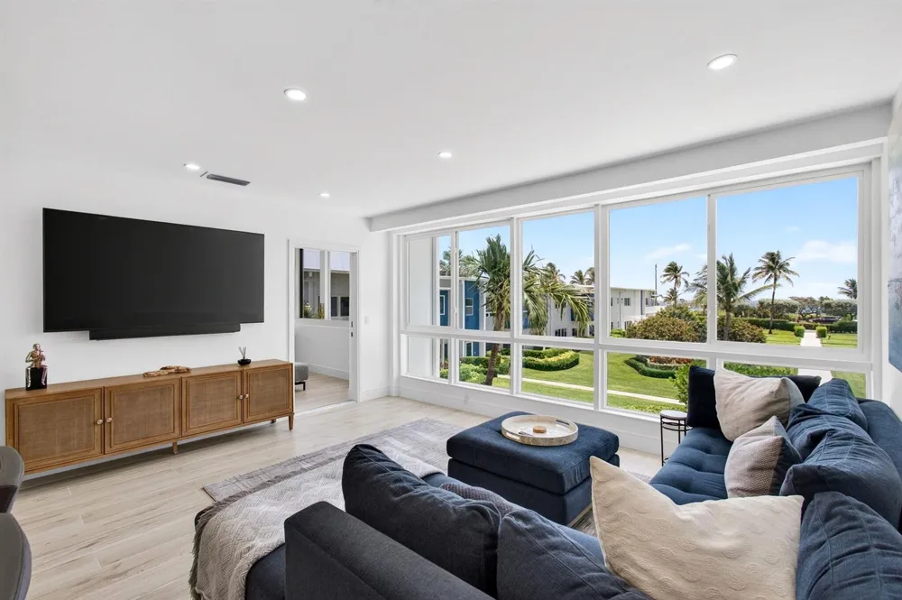 120 OCEAN BOULEVARD #203 Delray Beach, FL 33483