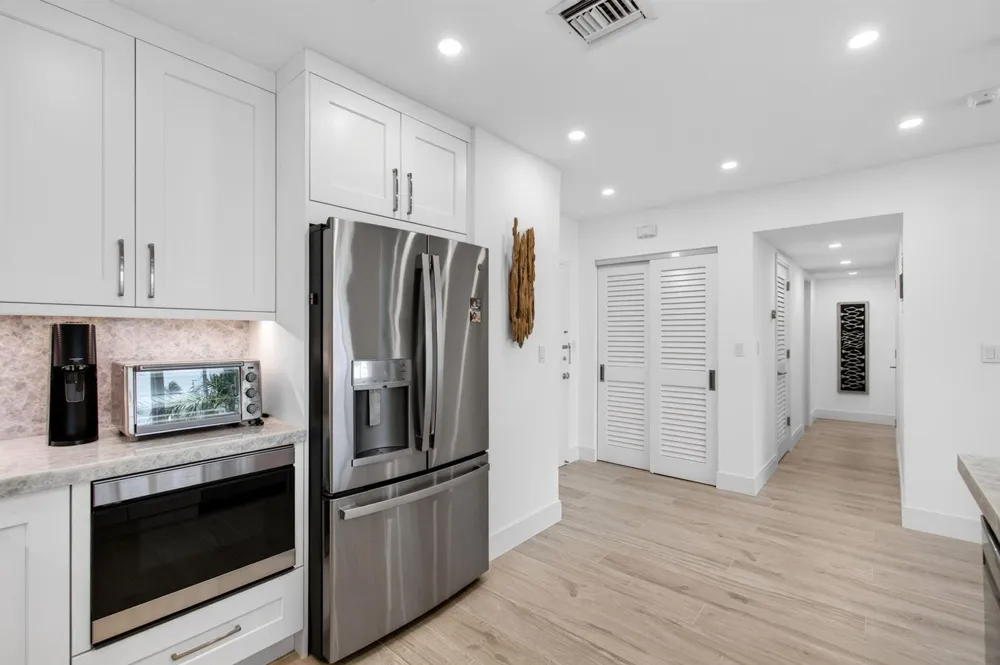 120 OCEAN BOULEVARD #203 Delray Beach, FL 33483