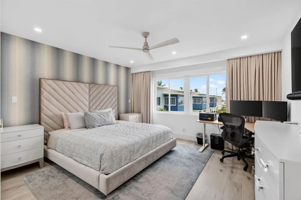 120 OCEAN BOULEVARD #203 Delray Beach, FL 33483