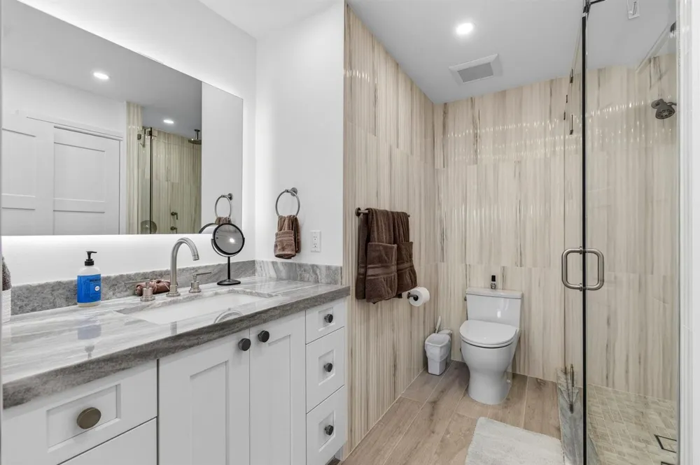 120 OCEAN BOULEVARD #203 Delray Beach, FL 33483