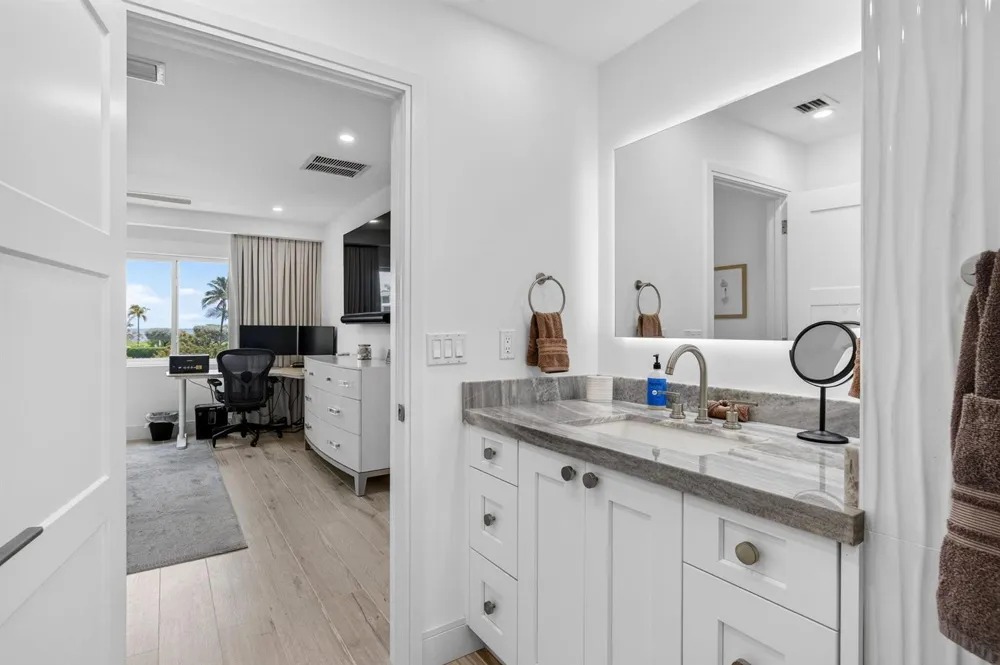 120 OCEAN BOULEVARD #203 Delray Beach, FL 33483