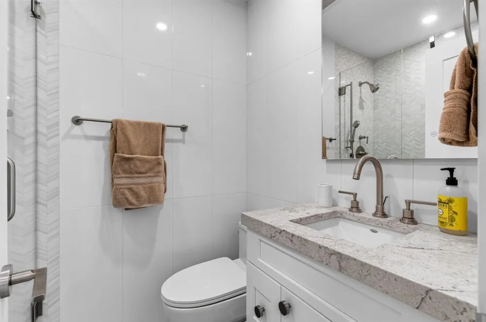 120 OCEAN BOULEVARD #203 Delray Beach, FL 33483