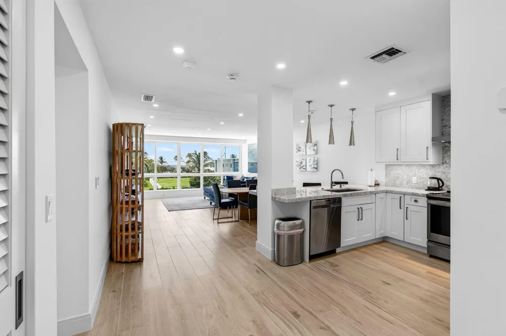 120 OCEAN BOULEVARD #203 Delray Beach, FL 33483