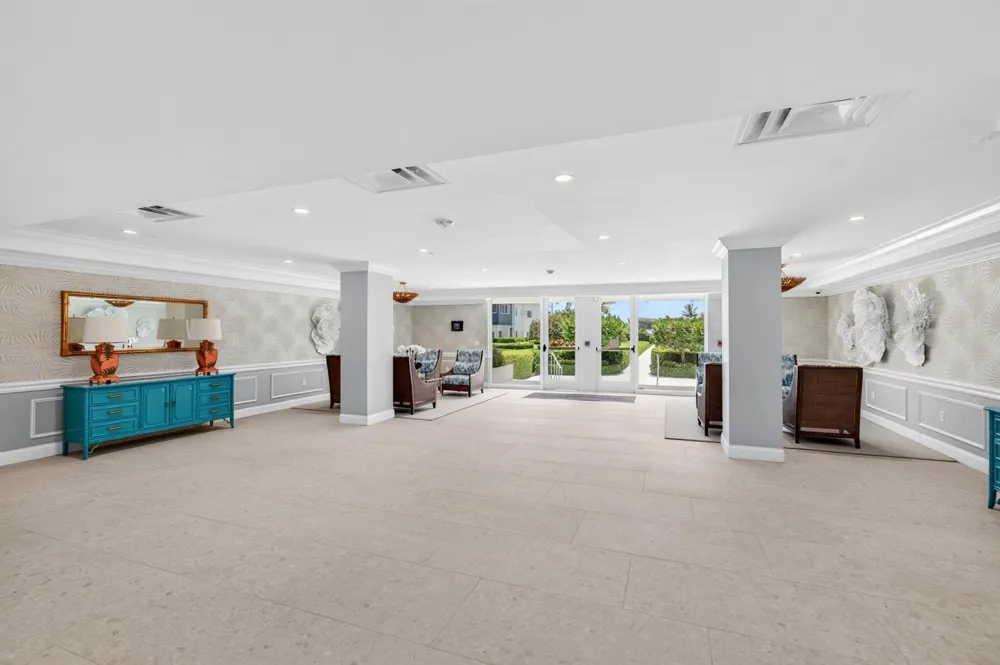 120 OCEAN BOULEVARD #203 Delray Beach, FL 33483