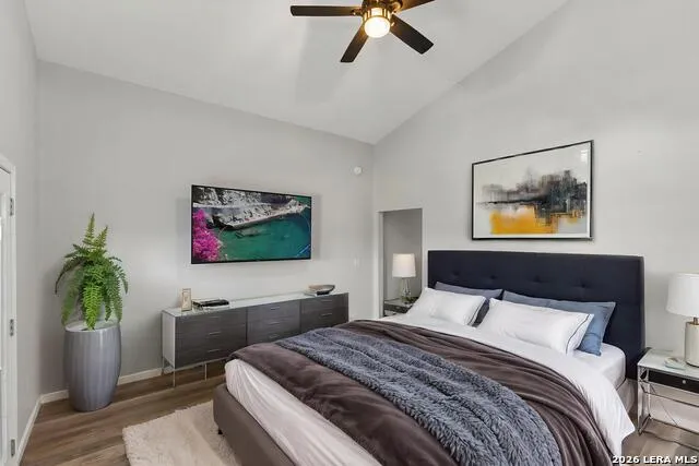 1016 Blue Bill Cove Lakehills, TX 78063