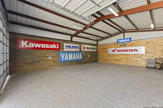 1016 Blue Bill Cove Lakehills, TX 78063