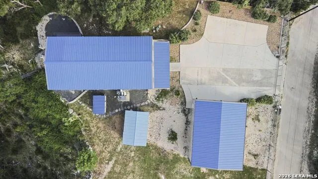 1016 Blue Bill Cove Lakehills, TX 78063