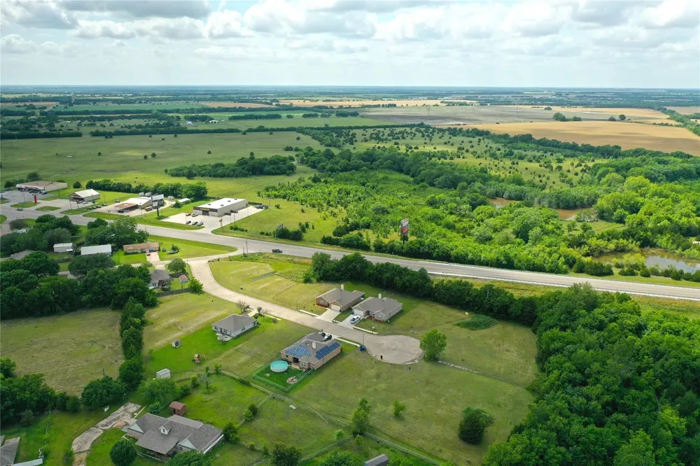 Kelcey Court Trenton, TX 75490