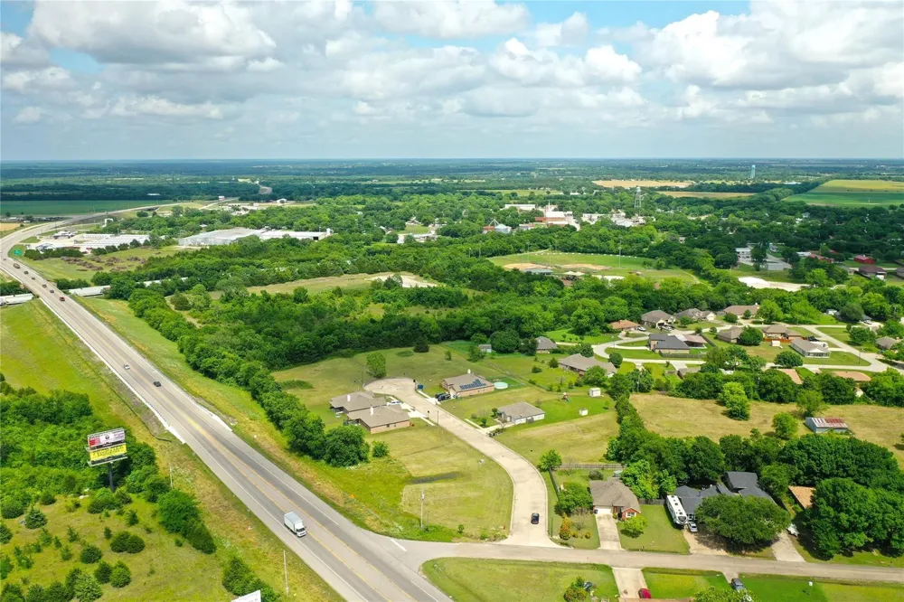 Kelcey Court Trenton, TX 75490