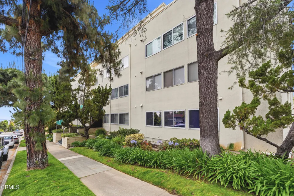 1015 Michillinda Avenue #304 Pasadena, CA 91107