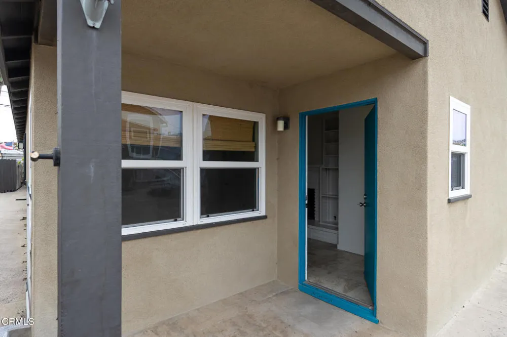136 Oxnard Avenue Oxnard, CA 93035