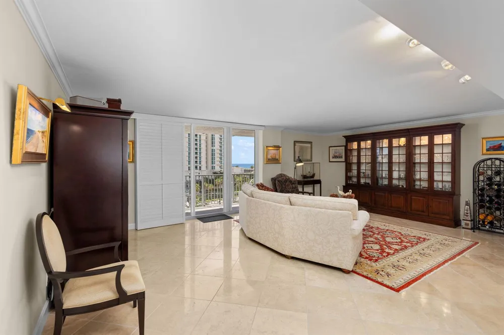 77 S Birch Road #7D Fort Lauderdale, FL 33316