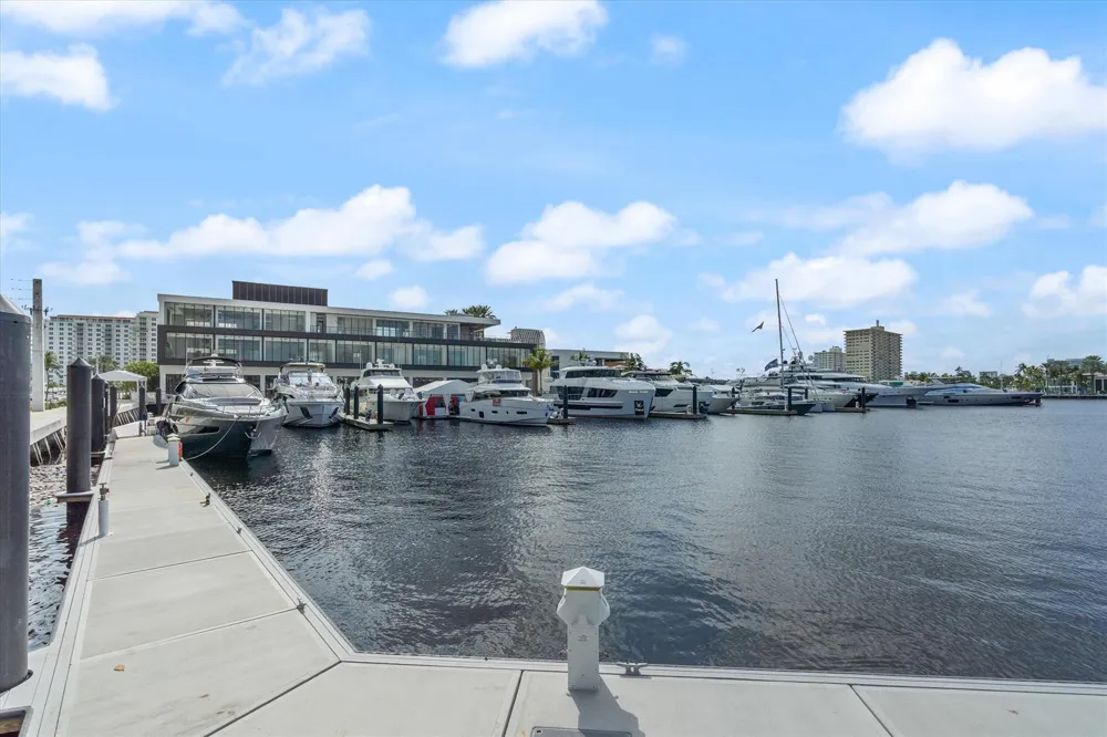 77 S Birch Road #7D Fort Lauderdale, FL 33316