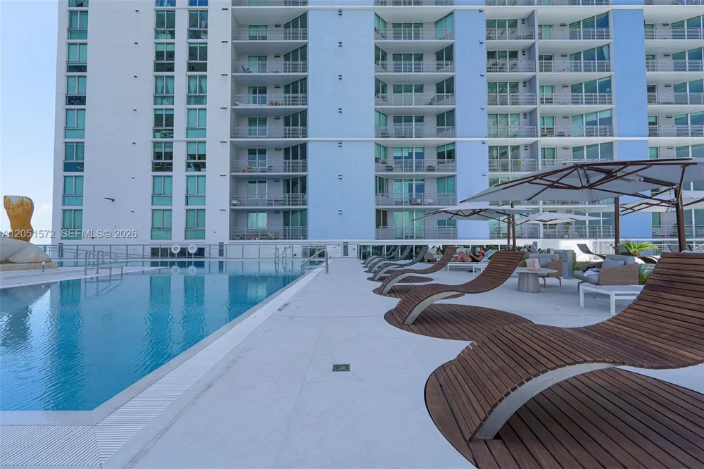 335 S Biscayne Blvd #1600 Miami, FL 33131