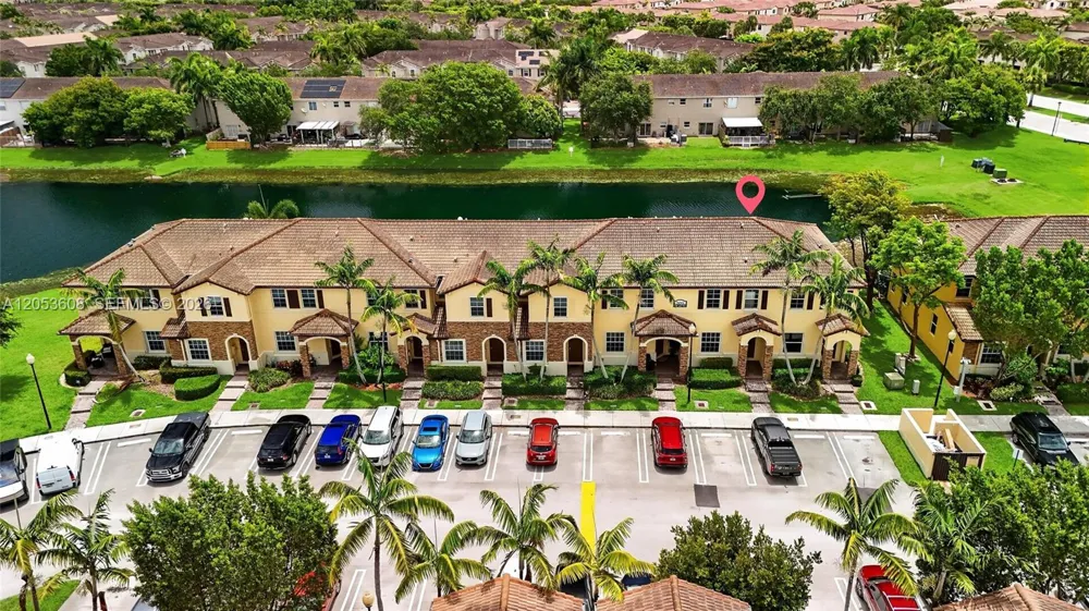 9011 SW 227th St #2 Cutler Bay, FL 33190