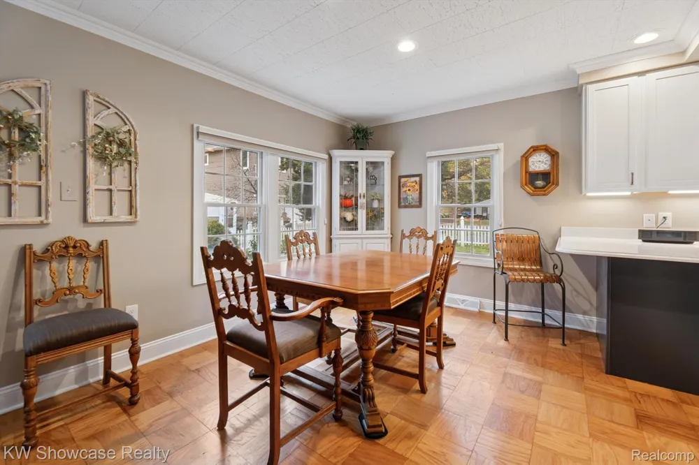 612 Sunrise Park Genoa Township, MI 48843
