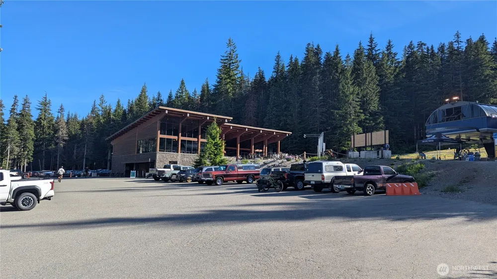 67891011 XX Pine Lane Snoqualmie Pass, WA 98068