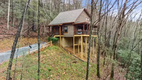 187 Cashes Valley Lane