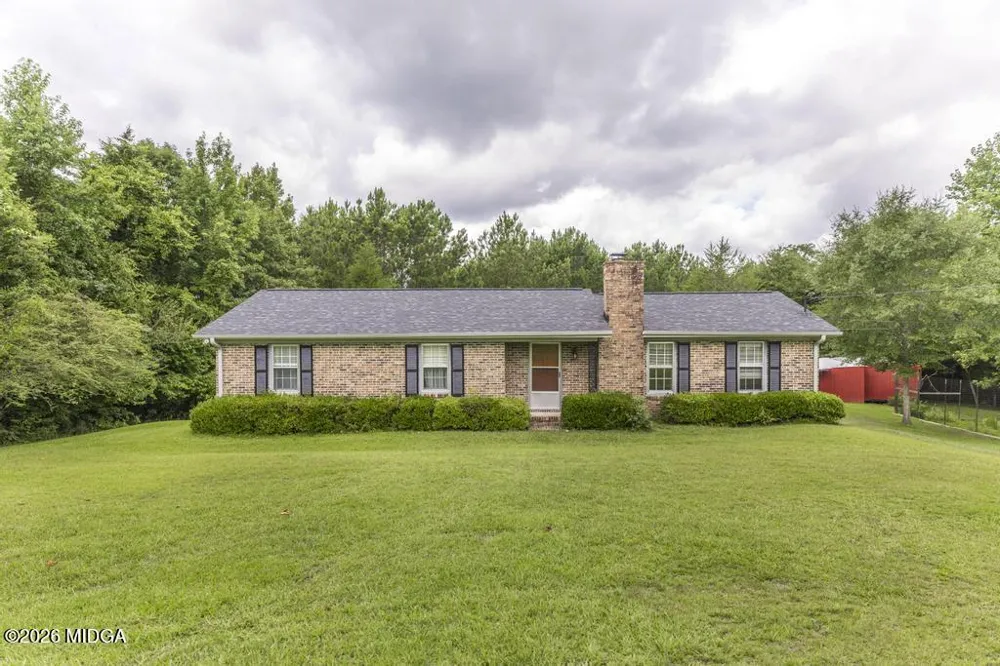 2567 Sofkee Circle Lizella, GA 31052