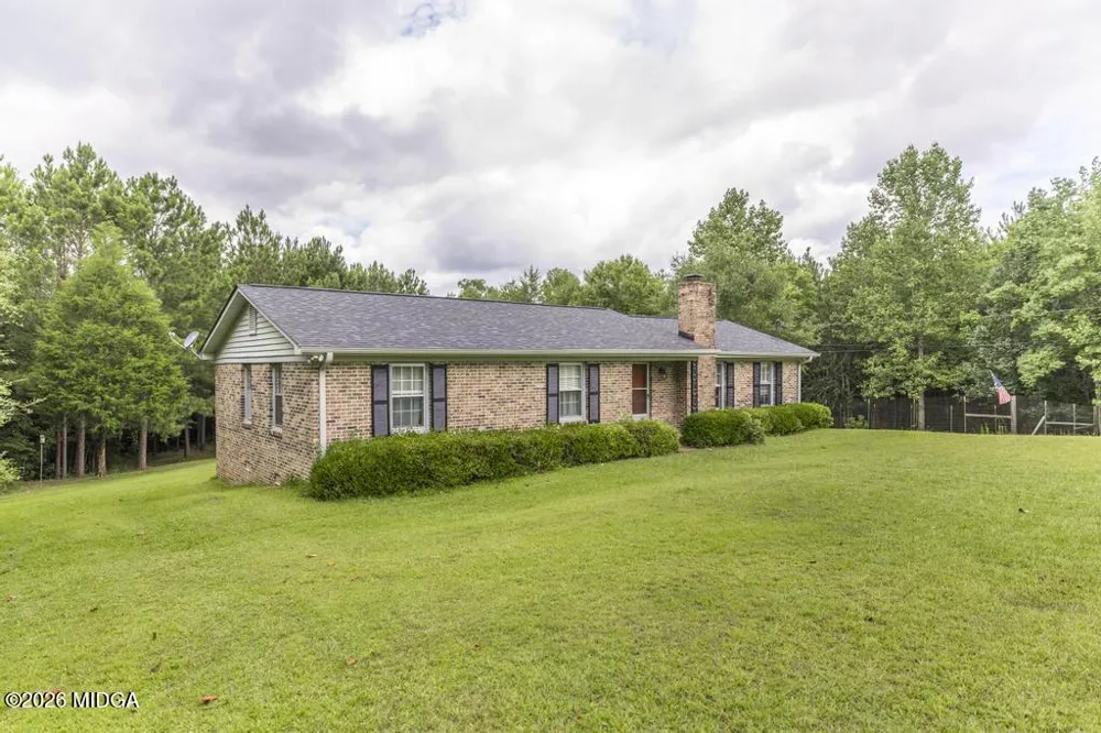 2567 Sofkee Circle Lizella, GA 31052