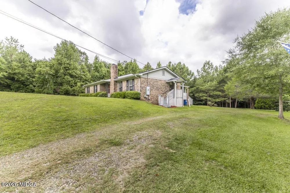2567 Sofkee Circle Lizella, GA 31052