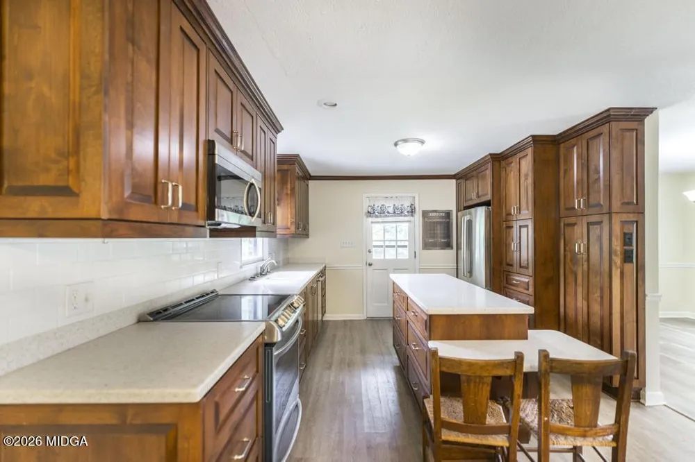 2567 Sofkee Circle Lizella, GA 31052