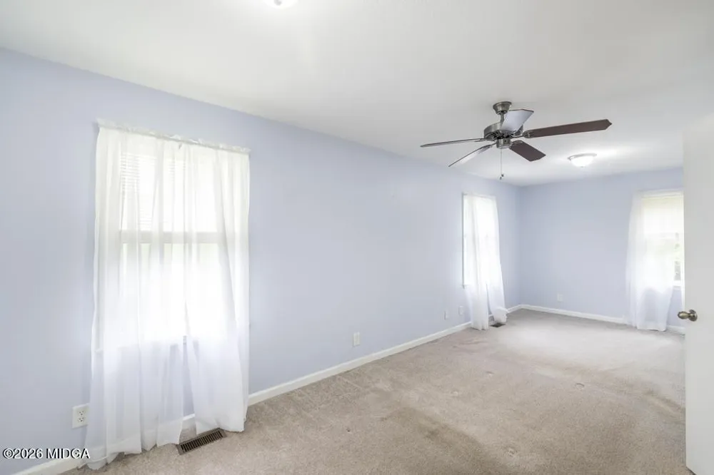 2567 Sofkee Circle Lizella, GA 31052