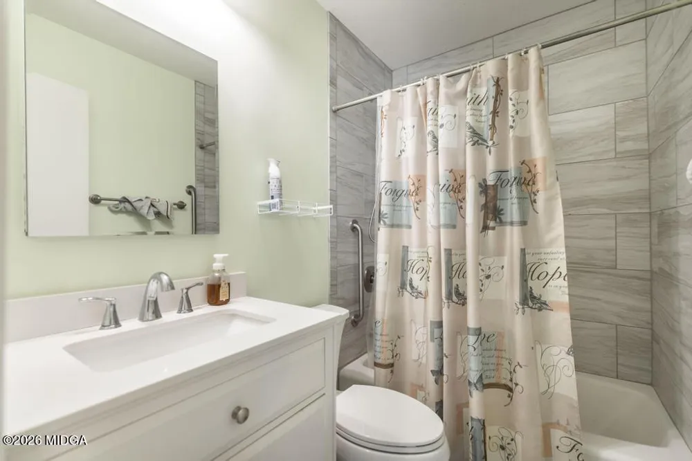 2567 Sofkee Circle Lizella, GA 31052