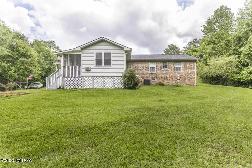 2567 Sofkee Circle Lizella, GA 31052